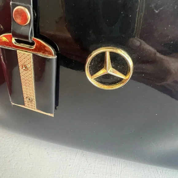 Source Unknown Red and Black Shoulder Bags with Gold Accents - Picture 14 of 16